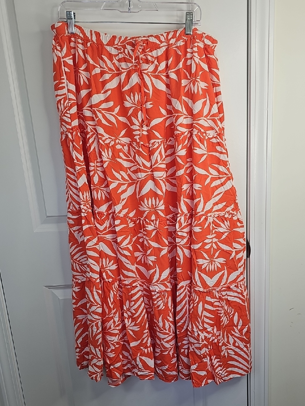 crown & ivy Women's Orange and White Floral Tiered Maxi Skirt Size XL